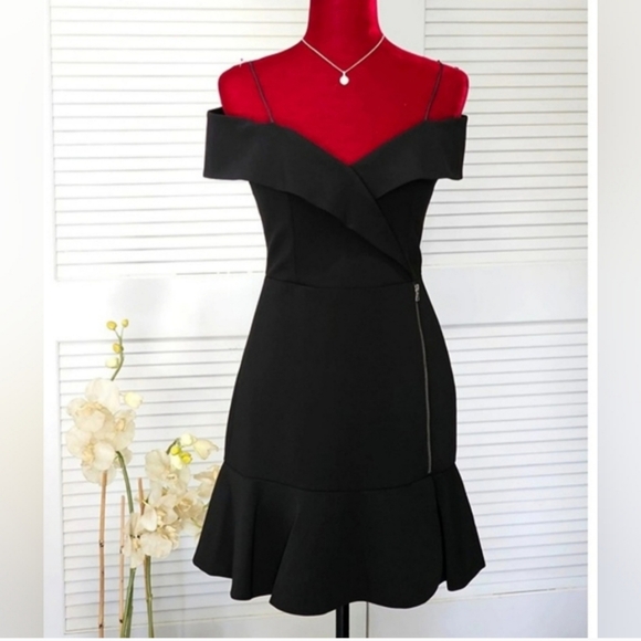 Alice + olivia dash off shoulder dress Size 4 - Picture 14 of 15